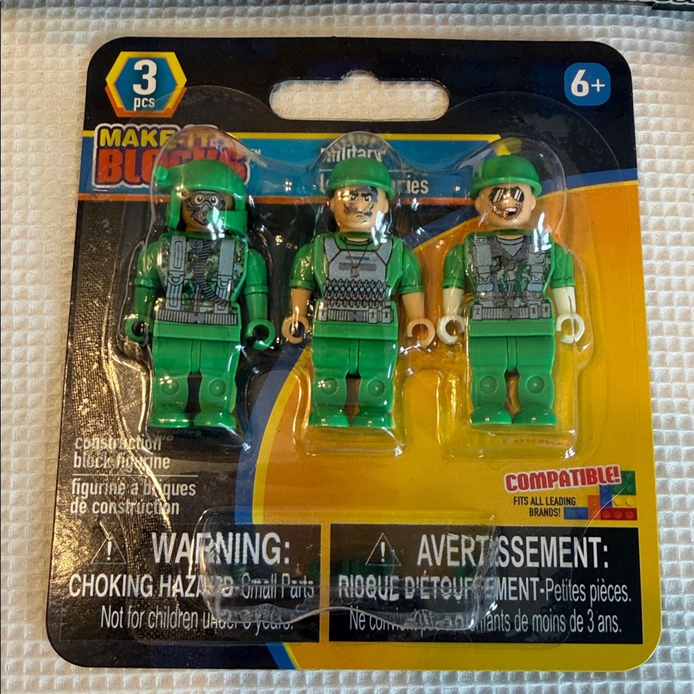 Make it Blocks Construction Set with Figures - Multicolor Bundle - Picture 3 of 11